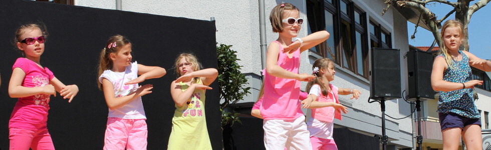 kindertanz beim stadtfest in markdorf